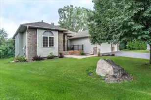 9813 Linden Ave N, Brooklyn Park, MN 55443 - Photo 2