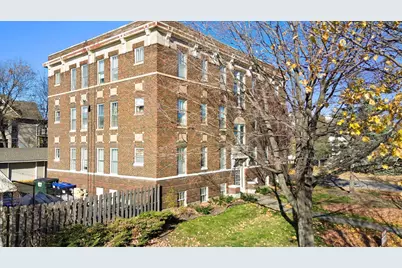 195 Lexington Parkway N, Saint Paul, MN 55104 - Photo 2