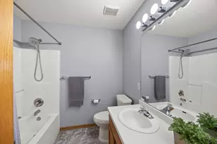 1012 Larkspur Ln, Waconia, MN 55387 - Photo 20