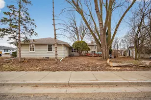 408 5th St NW, Montgomery, MN 56069 - Photo 4