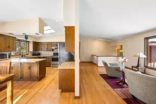 5210 Shady Ln, Excelsior, MN 55331 - Photo 2