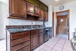 1015 11th Ave S, Moorhead, MN 56560 - Photo 16