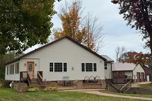 53253 W Grindstone Rd, Sandstone, MN 55072 - Photo 2