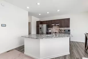 5527 Utah Ave N, New Hope, MN 55428 - Photo 6