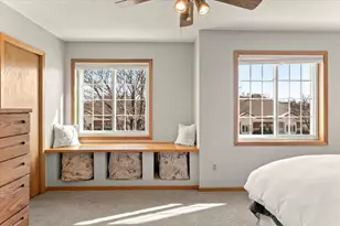 929 Old Steine Cir, New Brighton, MN 55112 - Photo 14