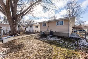 5214 Oliver Ave N, Minneapolis, MN 55430 - Photo 36