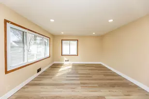 5214 Oliver Ave N, Minneapolis, MN 55430 - Photo 8