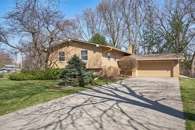 18500 22nd Avenue N, Plymouth, MN 55447 - Photo 1