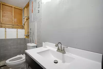 135 S Manitou Drive, Mankato, MN 56001 - Photo 34