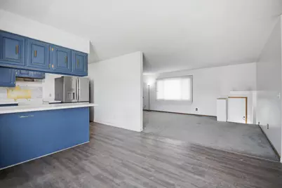 135 S Manitou Drive, Mankato, MN 56001 - Photo 8