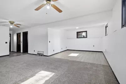 135 S Manitou Drive, Mankato, MN 56001 - Photo 26