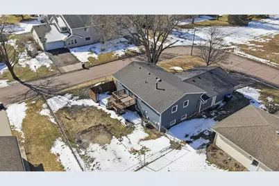 135 S Manitou Drive, Mankato, MN 56001 - Photo 40