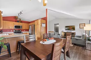 617 Highland Cir, Circle Pines, MN 55014 - Photo 28