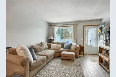 15724 Flackwood Trail, Apple Valley, MN 55124 - Photo 4