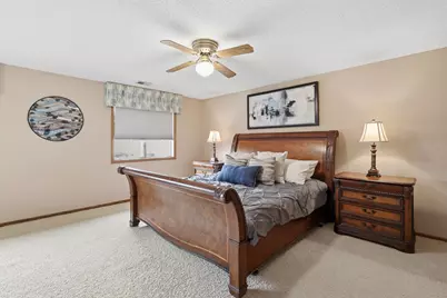 4125 Bridgewater Circle, Vadnais Heights, MN 55127 - Photo 20