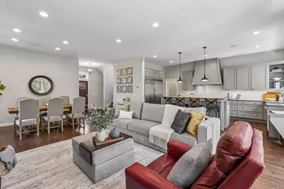 8700 Eagle Creek Boulevard, Shakopee, MN 55379 - Photo 4