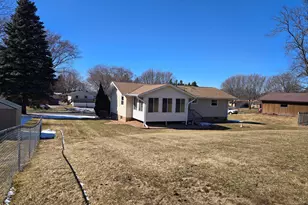 1008 Marnie St S, Maplewood, MN 55119 - Photo 52