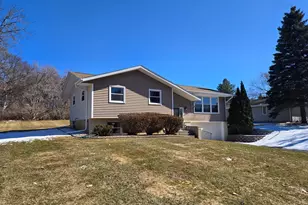 1008 Marnie St S, Maplewood, MN 55119 - Photo 58