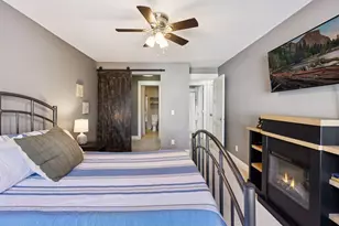 205 Barry Ave S, Wayzata, MN 55391 - Photo 12