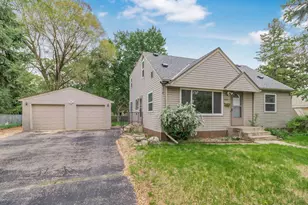 5030 Ewing Ave N, Brooklyn Center, MN 55429 - Photo 2