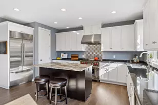 17 Crescent Ln, North Oaks, MN 55127 - Photo 18