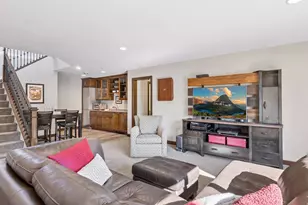 17 Crescent Ln, North Oaks, MN 55127 - Photo 30