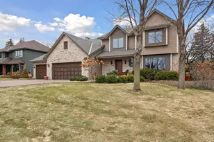 11380 Louisiana Cir, Bloomington, MN 55438 - Photo 2