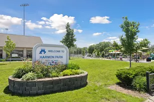 1048 Ottawa Ave, West Saint Paul, MN 55118 - Photo 32