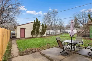 1048 Ottawa Ave, West Saint Paul, MN 55118 - Photo 24