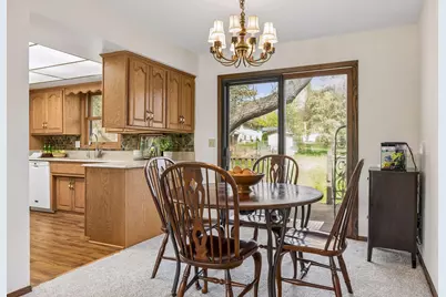 2720 Pineview Lane N, Plymouth, MN 55441 - Photo 8