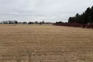 2910 N Humiston, Worthington, MN 56187 - Photo 1