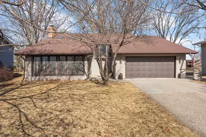 783 Berwood Avenue, Vadnais Heights, MN 55127 - Photo 2