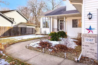 12587 Goodhue Street NE, Blaine, MN 55449 - Photo 4