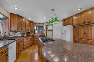 2007 Summit Dr, Saint Cloud, MN 56303 - Photo 8