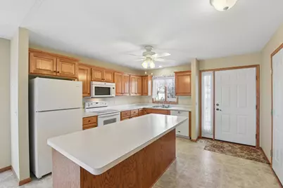 1102 Highpoint Court, New Richmond, WI 54017 - Photo 16
