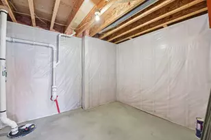 1102 Highpoint Ct, New Richmond, WI 54017 - Photo 24