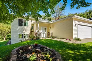 716 Hallstrom Dr, Red Wing, MN 55066 - Photo 2