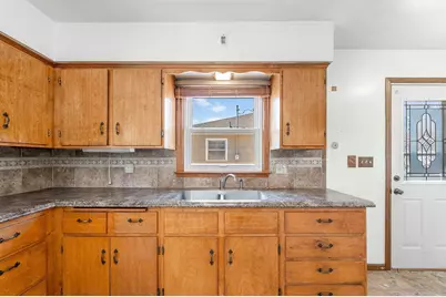 511 Harrison Avenue, North Mankato, MN 56003 - Photo 10