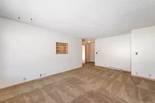 511 Harrison Ave, North Mankato, MN 56003 - Photo 4