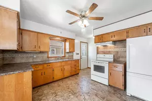 511 Harrison Ave, North Mankato, MN 56003 - Photo 8