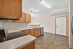 7729 Elm Grove Ave, New Hope, MN 55428 - Photo 8