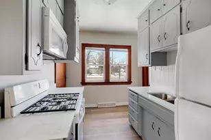 1302 Reaney Ave, Saint Paul, MN 55106 - Photo 16