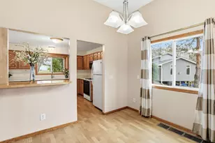 1504 Coronado Ct, Burnsville, MN 55337 - Photo 6