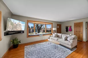 4337 McLeod St NE, Columbia Heights, MN 55421 - Photo 2