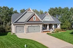 849 Fox Cove, Lino Lakes, MN 55014 - Photo 2