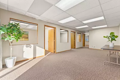 2575 Hamline Avenue N, Roseville, MN 55113 - Photo 4