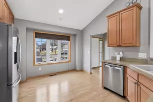 909 Firethorne Trail, Jordan, MN 55352 - Photo 12