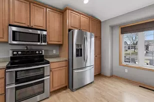 909 Firethorne Trail, Jordan, MN 55352 - Photo 14