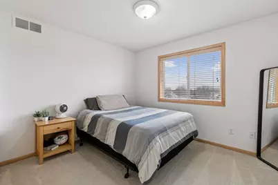 909 Firethorne Trail, Jordan, MN 55352 - Photo 22