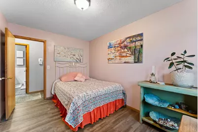 900 Southview Avenue, Braham, MN 55006 - Photo 24